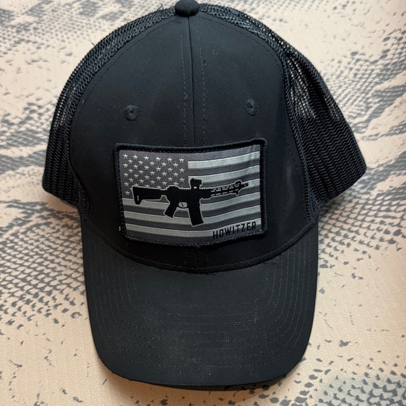 Black Howitzer Mesh Cap - Picture 1 of 3